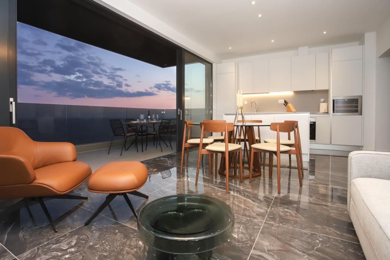 New&Luxury Apartment With An Outstanding View - Bombii Blue ドゥブロブニク エクステリア 写真