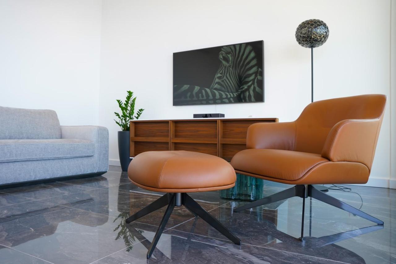 New&Luxury Apartment With An Outstanding View - Bombii Blue ドゥブロブニク エクステリア 写真