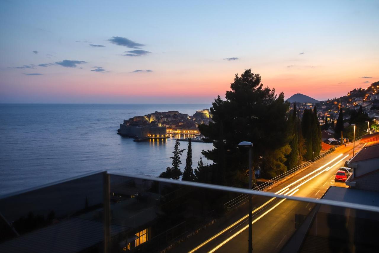 New&Luxury Apartment With An Outstanding View - Bombii Blue ドゥブロブニク エクステリア 写真